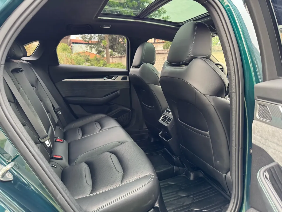 2023 Geely Preface 2.0T 190HP L4 7DCT,autocango,china used car exporter,china ev exporter,chinese used car exporter,chinese used ev exporter