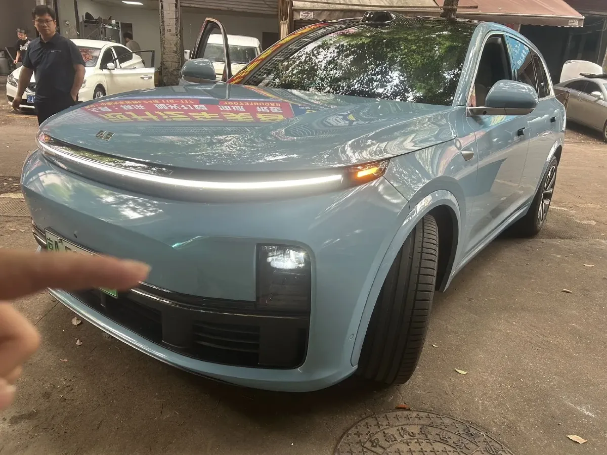 2024 Li L8 Range Extended 154HP REEV 52.3KWH,autocango,china used car exporter,china ev exporter,chinese used car exporter,chinese used ev exporter