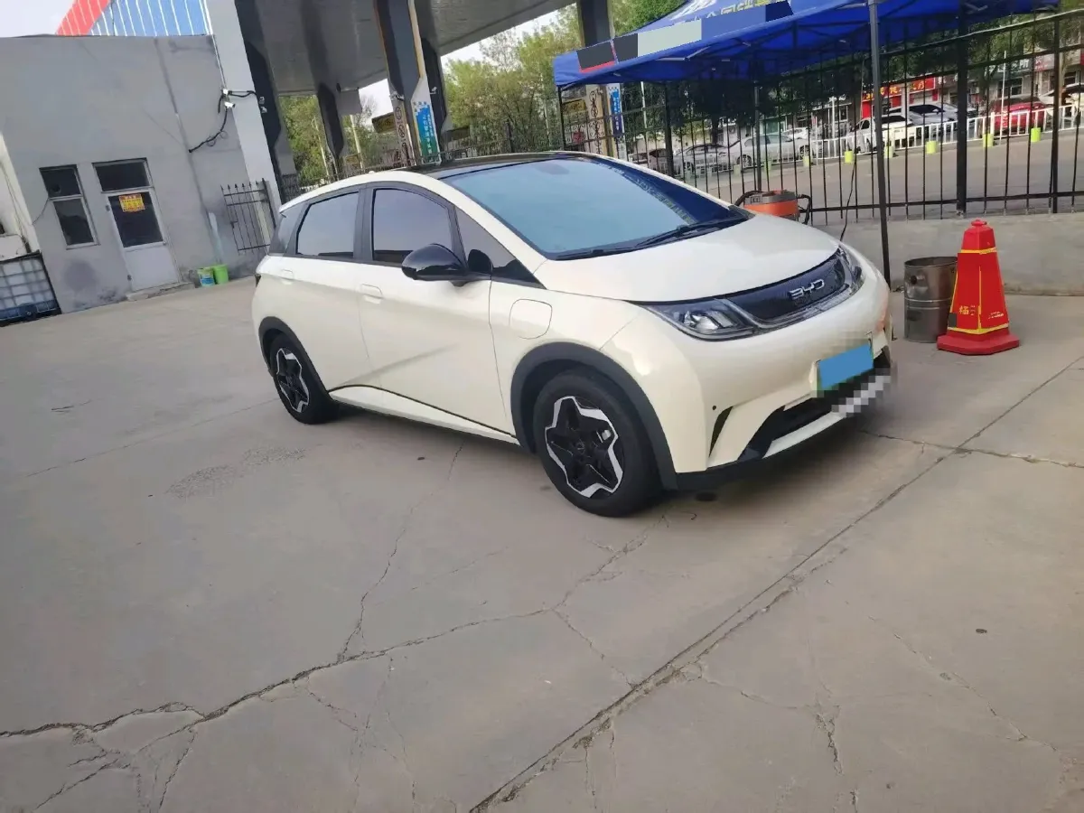 2021 Ford Escort 1.5L 122HP L3 6AT,autocango,china used car exporter,china ev exporter,chinese used car exporter,chinese used ev exporter