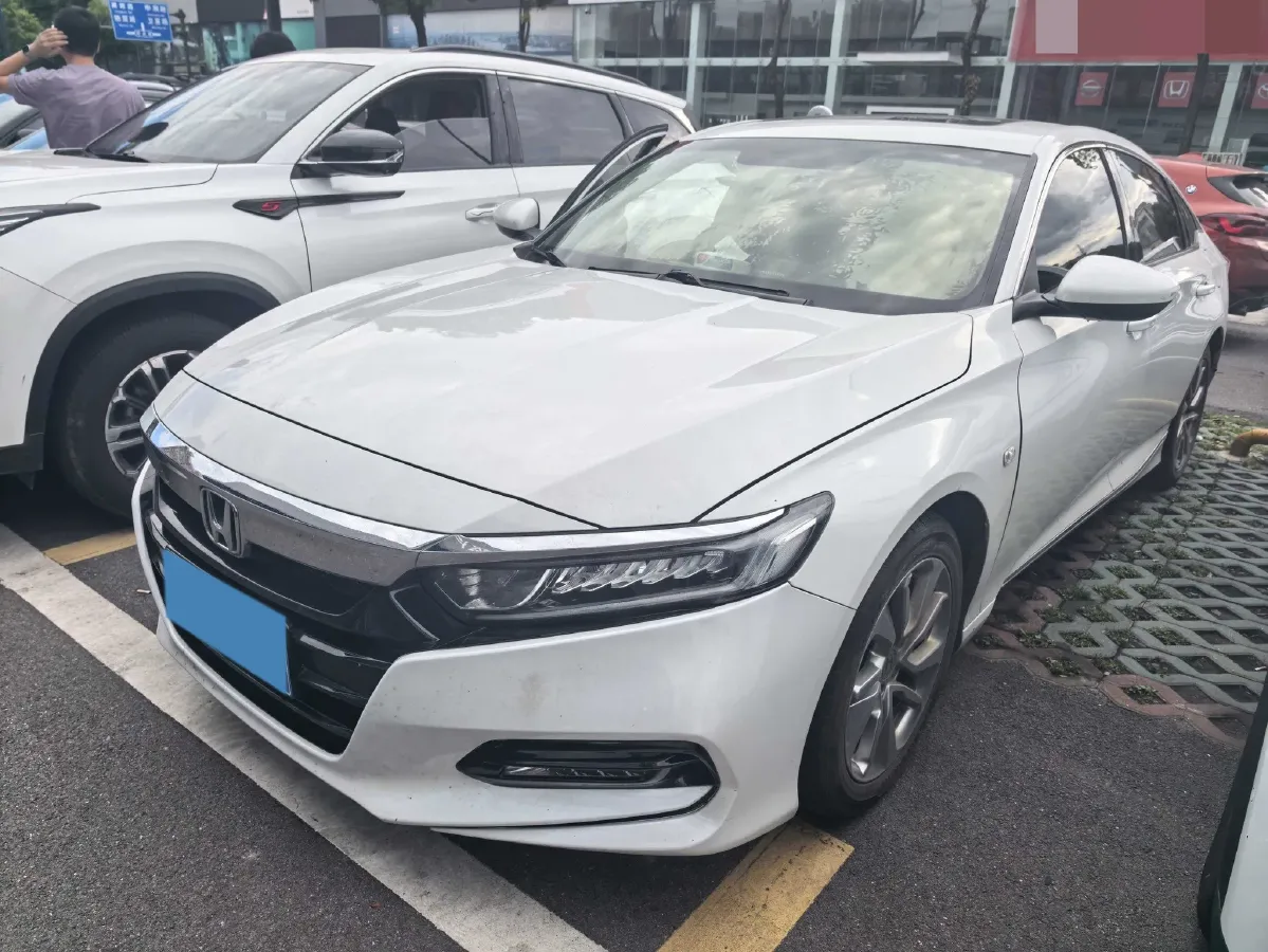 2018 Honda Accord 1.5T 177HP L4 CVT,autocango,china used car exporter,china ev exporter,chinese used car exporter,chinese used ev exporter