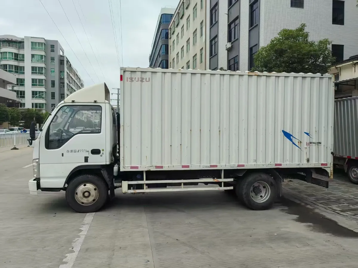 2019 MAXUS XinTu V80 2.5T 136HP L4 6MT,autocango,china used car exporter,china ev exporter,chinese used car exporter,chinese used ev exporter