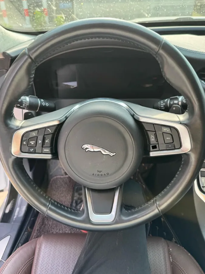 2018 Mercedes-Benz E Class 2.0T 184HP L4 9AT,autocango,china used car exporter,china ev exporter,chinese used car exporter,chinese used ev exporter
