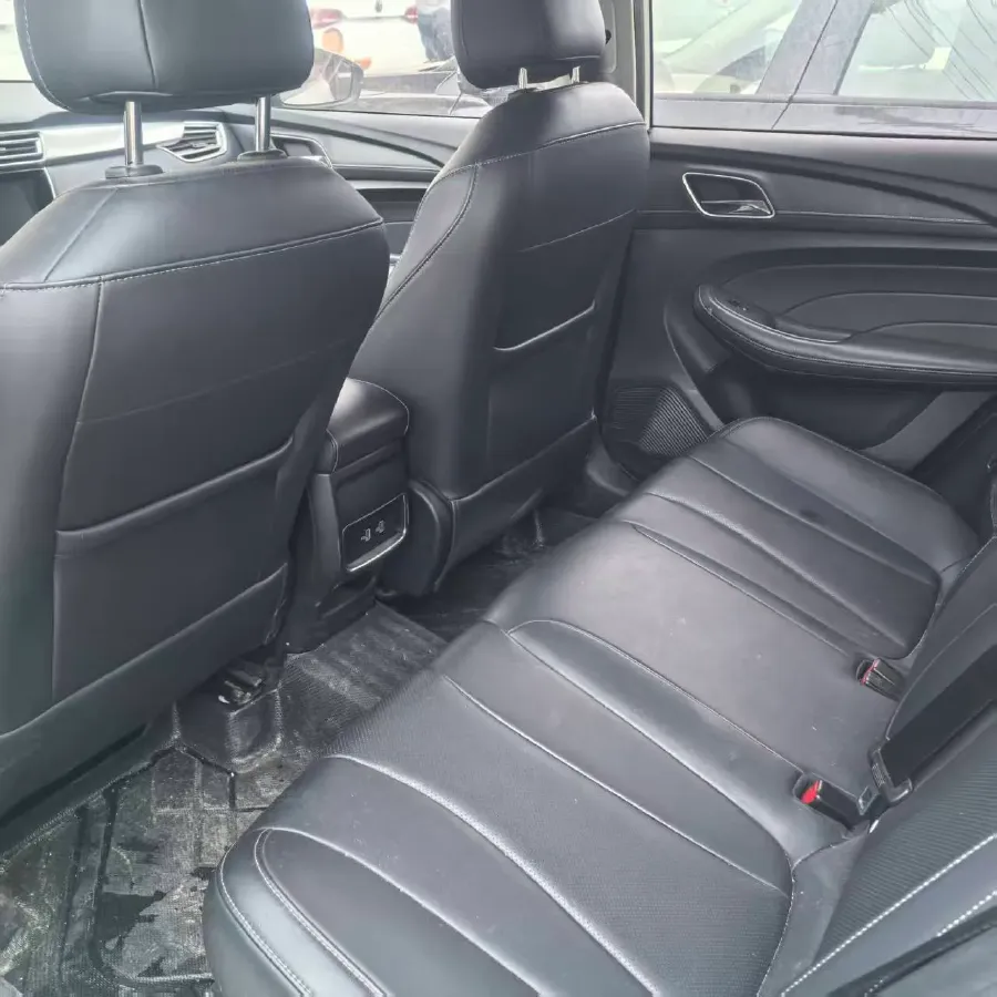 2019 Roewe i5 1.5L 120HP L4 CVT,autocango,china used car exporter,china ev exporter,chinese used car exporter,chinese used ev exporter