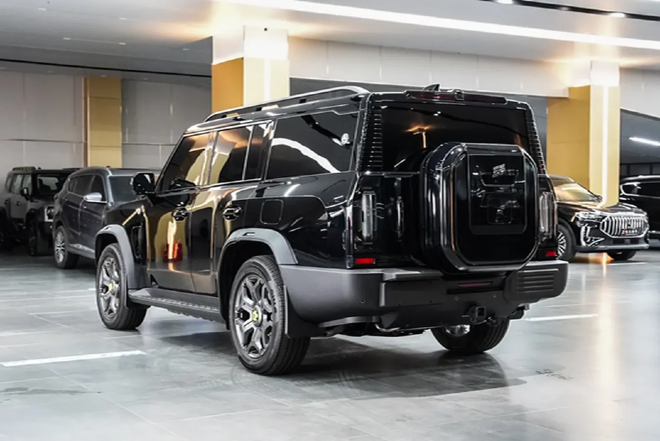 2025 Jetour ShanHai TravellerC-DM 1.5T 156HP L4 3DHT PHEV,autocango,china used car exporter,china ev exporter,chinese used car exporter,chinese used ev exporter