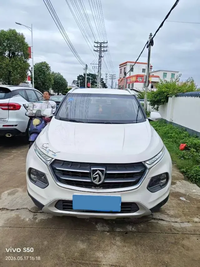 2017 BaoJun 510 1.5L 112HP L4 6MT,autocango,china used car exporter,china ev exporter,chinese used car exporter,chinese used ev exporter