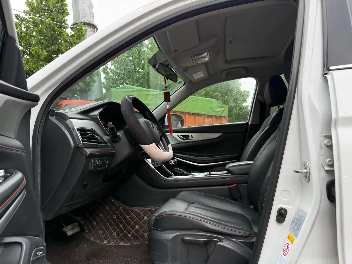 2020 ChangAn CS75 1.5T 178HP L4 7DCT,autocango,china used car exporter,china ev exporter,chinese used car exporter,chinese used ev exporter