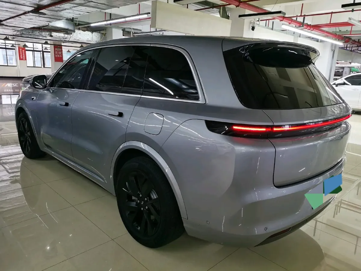2023 Li L8 Range Extended 154HP REEV 40.9KWH,autocango,china used car exporter,china ev exporter,chinese used car exporter,chinese used ev exporter