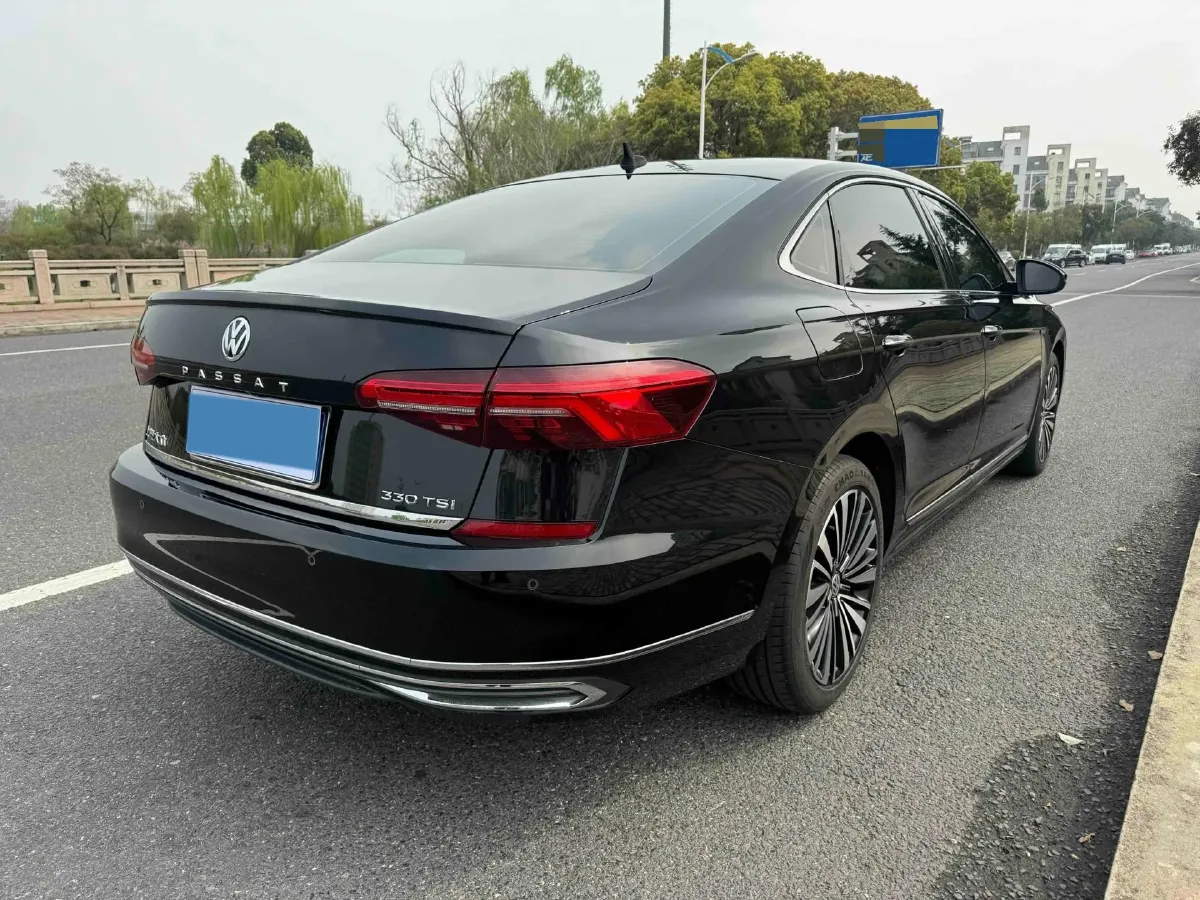 2020 Volkswagen Passat 2.0T 186HP L4 7DCT,autocango,china used car exporter,china ev exporter,chinese used car exporter,chinese used ev exporter