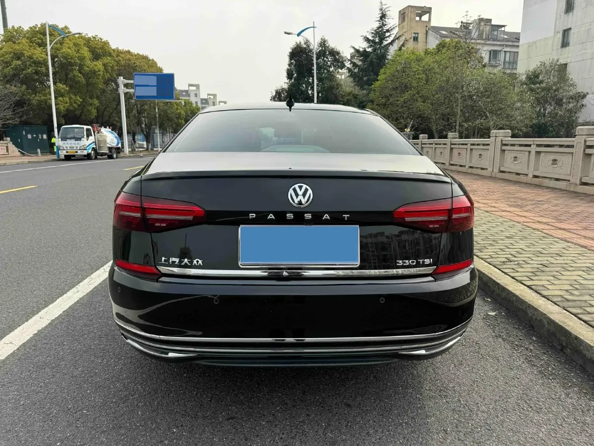 2020 Volkswagen Passat 2.0T 186HP L4 7DCT,autocango,china used car exporter,china ev exporter,chinese used car exporter,chinese used ev exporter