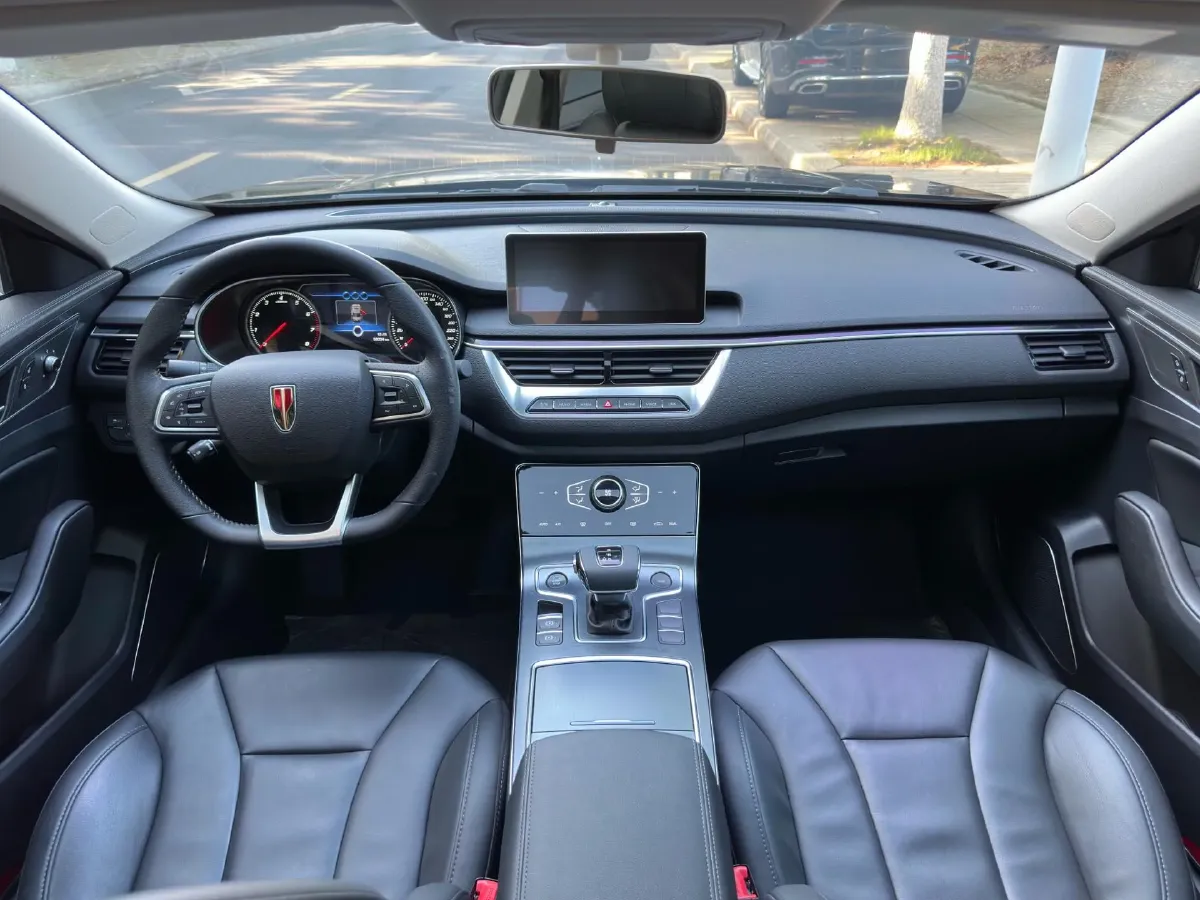 2020 HongQi H5 1.5T 169HP L4 7DCT,autocango,china used car exporter,china ev exporter,chinese used car exporter,chinese used ev exporter