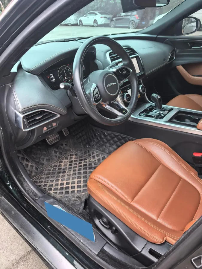 2023 Jaguar XEL 2.0T 250HP L4 8AT,autocango,china used car exporter,china ev exporter,chinese used car exporter,chinese used ev exporter