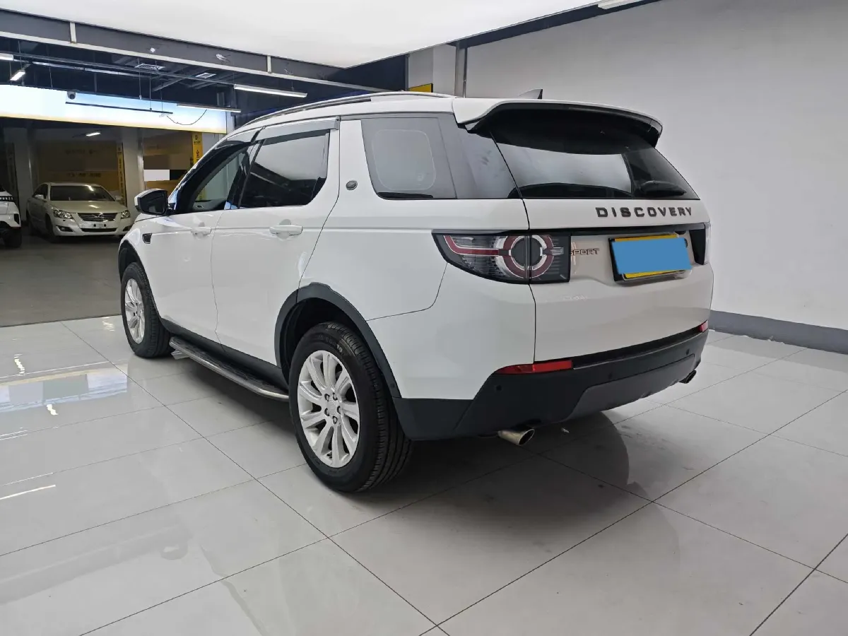 2019 Land Rover Discovery Sport 2.0T 241HP L4 9AT,autocango,china used car exporter,china ev exporter,chinese used car exporter,chinese used ev exporter