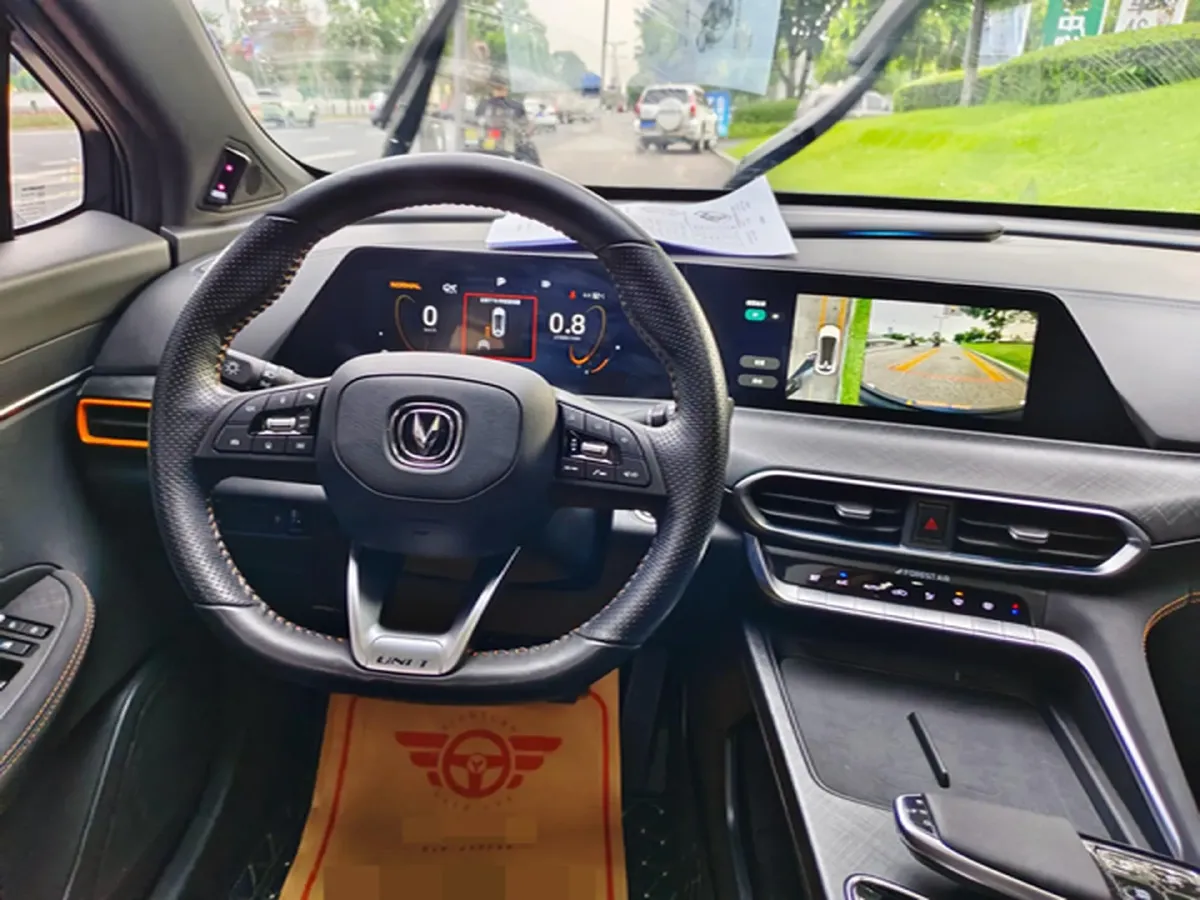 2022 ChangAn UNI-T 2.0T 233HP L4 8AT,autocango,china used car exporter,china ev exporter,chinese used car exporter,chinese used ev exporter