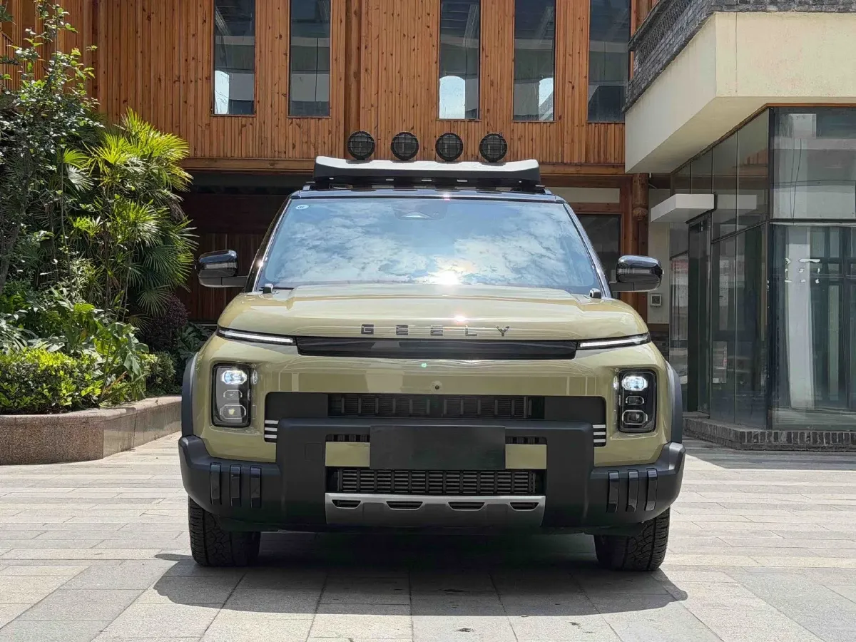 2025 Geely Cowboy 1.5T 181HP L4 7DCT,autocango,china used car exporter,china ev exporter,chinese used car exporter,chinese used ev exporter