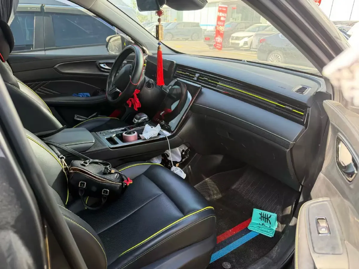 2023 Roewe RX5 1.5T 181HP L4 7DCT,autocango,china used car exporter,china ev exporter,chinese used car exporter,chinese used ev exporter