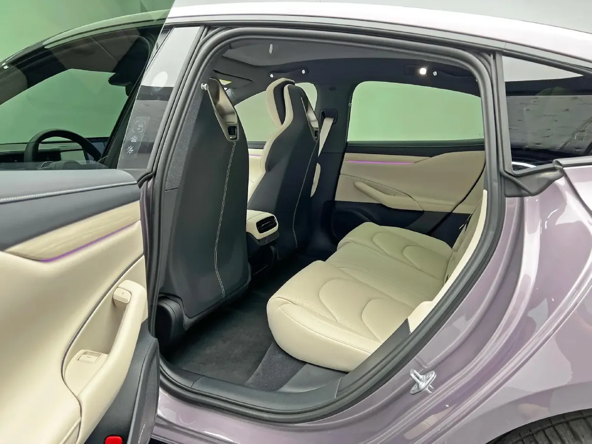 2024 MI SU7 BEV 94.3KWH,autocango,china used car exporter,china ev exporter,chinese used car exporter,chinese used ev exporter