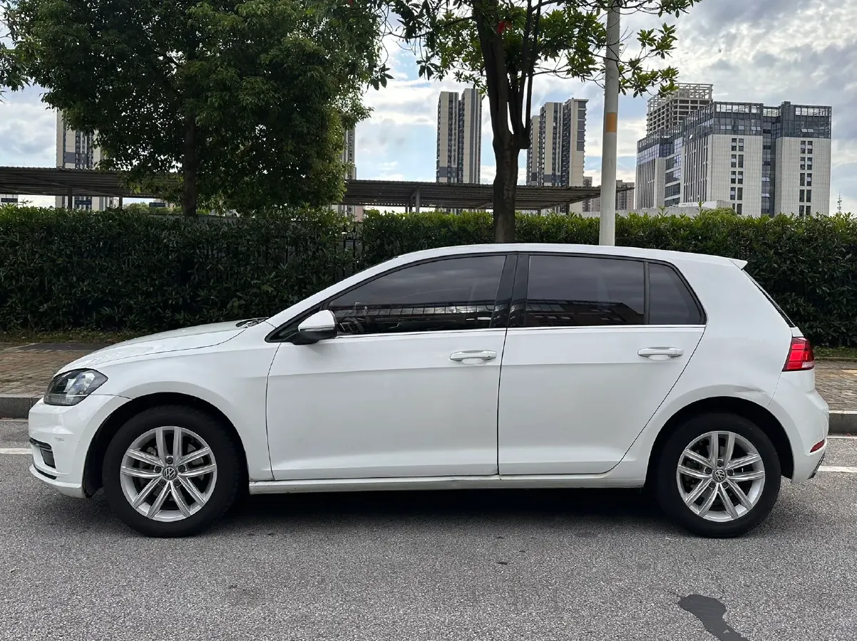 2018 Volkswagen Golf 1.4T 131HP L4 7DCT,autocango,china used car exporter,china ev exporter,chinese used car exporter,chinese used ev exporter