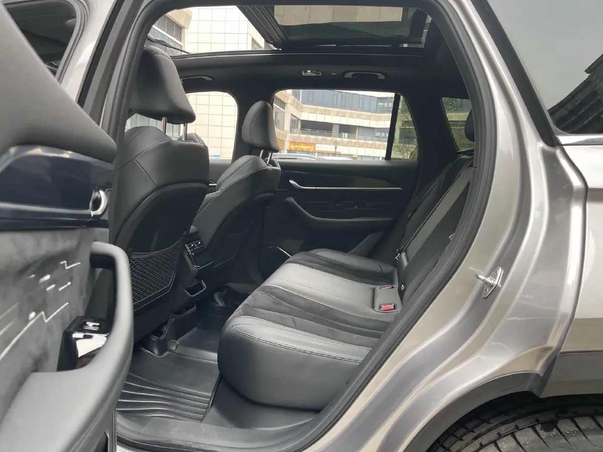 2024 Geely Monjaro 2.0T 238HP L4 8AT,autocango,china used car exporter,china ev exporter,chinese used car exporter,chinese used ev exporter