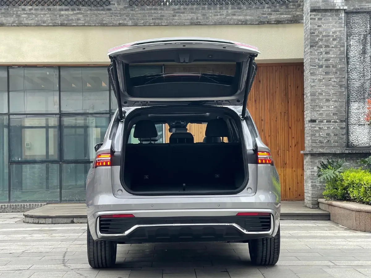 2024 Geely Monjaro 2.0T 238HP L4 8AT,autocango,china used car exporter,china ev exporter,chinese used car exporter,chinese used ev exporter
