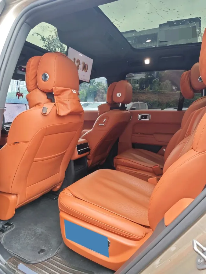 2023 Li L8 Range Extended 154HP REEV 40.9KWH,autocango,china used car exporter,china ev exporter,chinese used car exporter,chinese used ev exporter