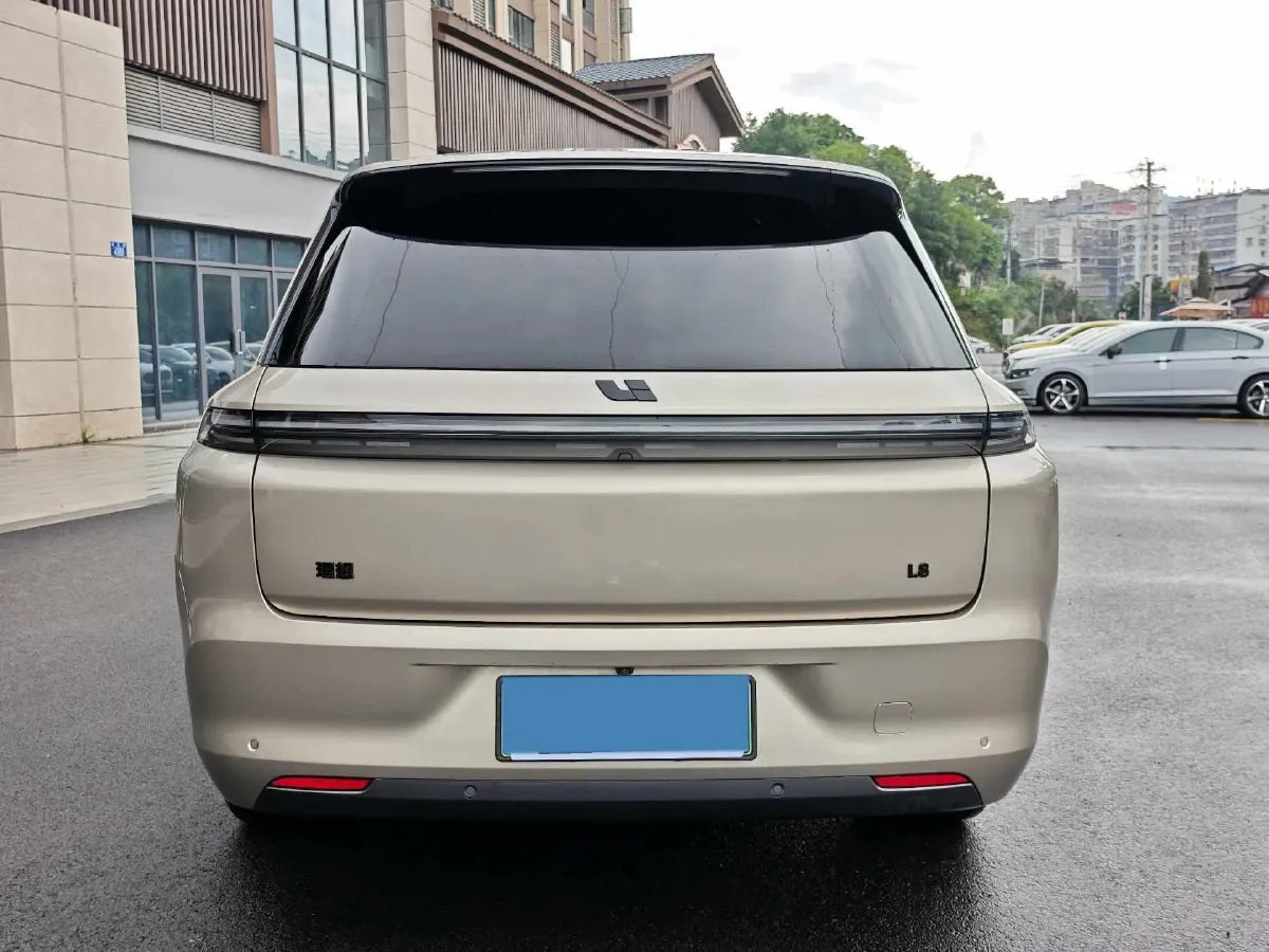 2023 Li L8 Range Extended 154HP REEV 40.9KWH,autocango,china used car exporter,china ev exporter,chinese used car exporter,chinese used ev exporter