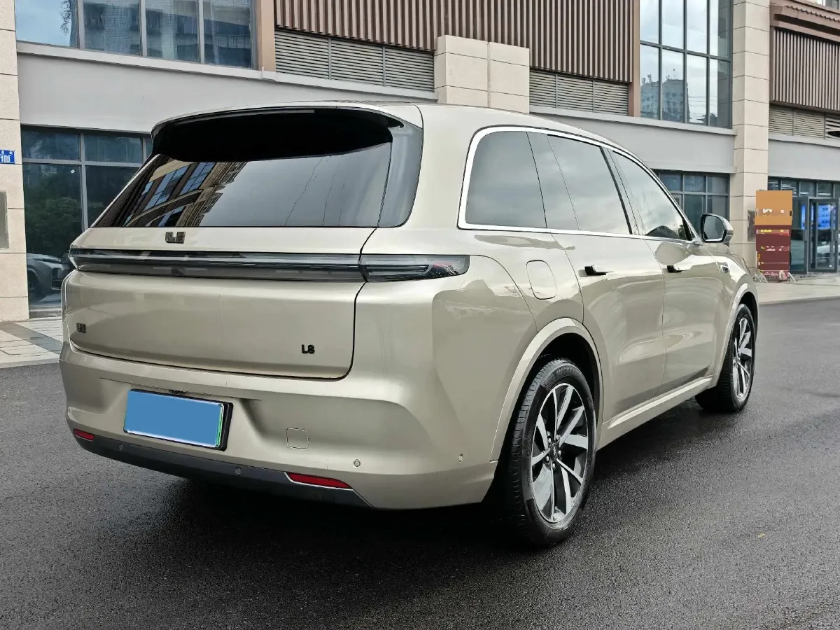 2023 Li L8 Range Extended 154HP REEV 40.9KWH,autocango,china used car exporter,china ev exporter,chinese used car exporter,chinese used ev exporter