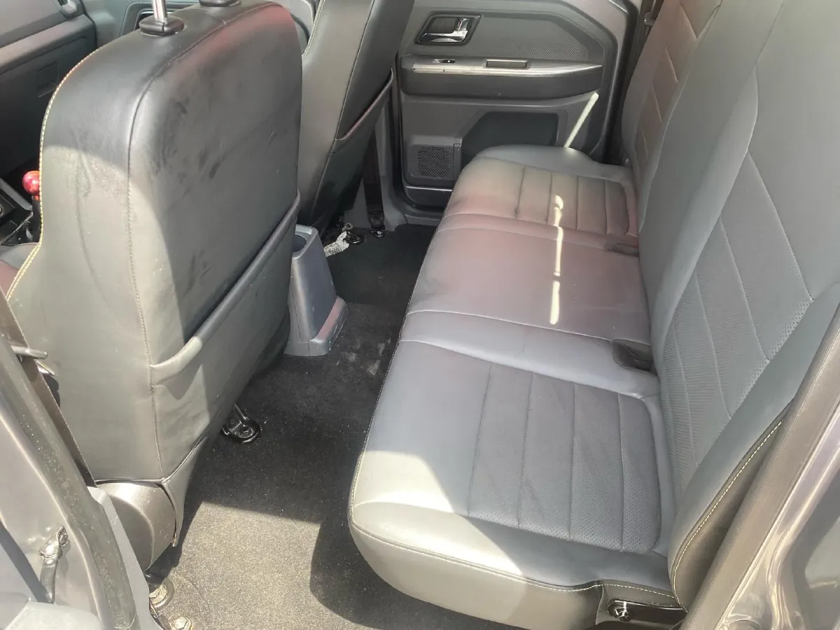 2021 WuLing ZhentTu 1.5L 99HP L4 5MT,autocango,china used car exporter,china ev exporter,chinese used car exporter,chinese used ev exporter