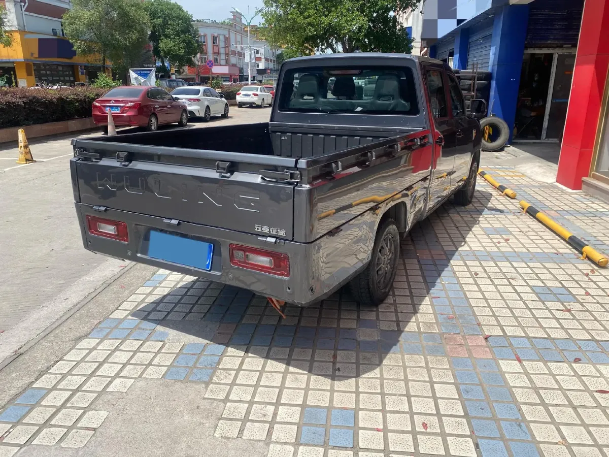 2021 WuLing ZhentTu 1.5L 99HP L4 5MT,autocango,china used car exporter,china ev exporter,chinese used car exporter,chinese used ev exporter