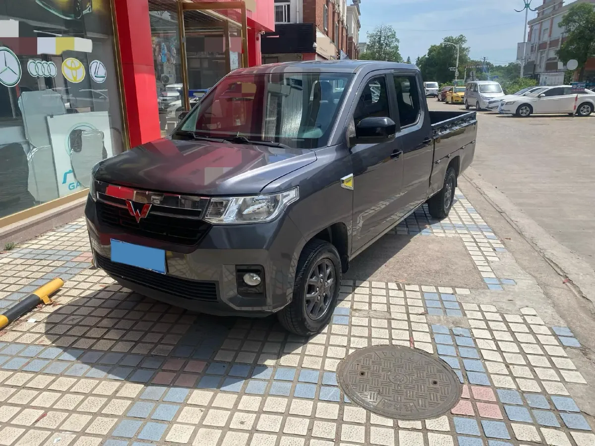 2021 WuLing ZhentTu 1.5L 99HP L4 5MT,autocango,china used car exporter,china ev exporter,chinese used car exporter,chinese used ev exporter