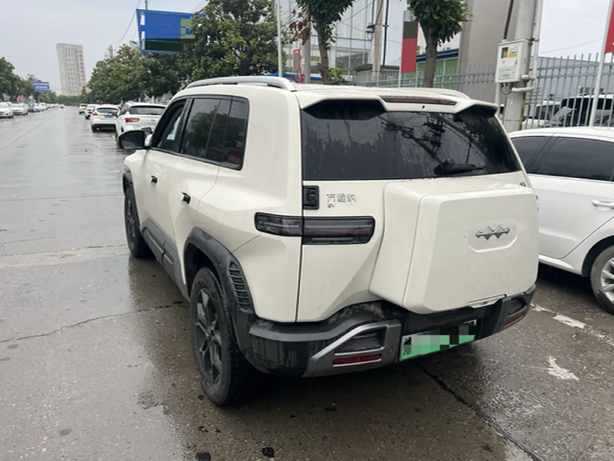 2025 FangChengBao Tai 3 BEV,autocango,china used car exporter,china ev exporter,chinese used car exporter,chinese used ev exporter