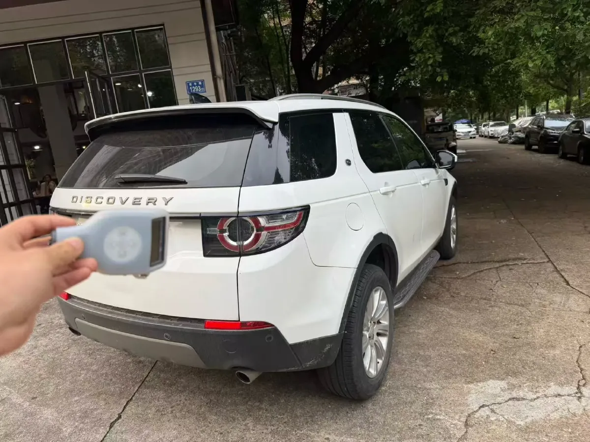 2018 Land Rover Discovery Sport 2.0T 241HP L4 9AT,autocango,china used car exporter,china ev exporter,chinese used car exporter,chinese used ev exporter