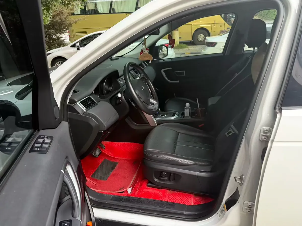 2018 Land Rover Discovery Sport 2.0T 241HP L4 9AT,autocango,china used car exporter,china ev exporter,chinese used car exporter,chinese used ev exporter