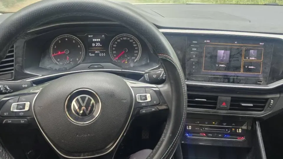 2021 Volkswagen Tayron 2.0T 186HP L4 7DCT,autocango,china used car exporter,china ev exporter,chinese used car exporter,chinese used ev exporter