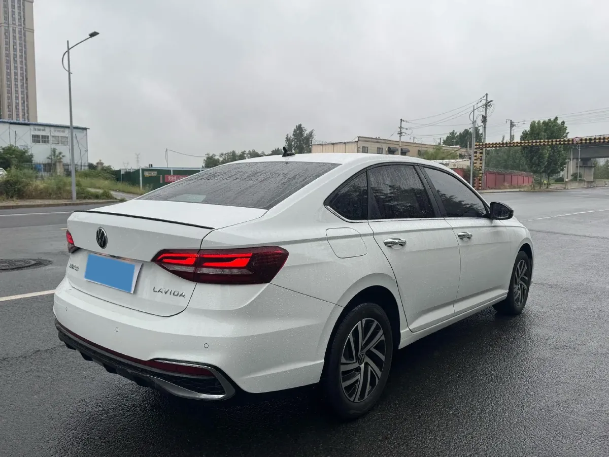 2024 Volkswagen Lavida 1.5T 160HP L4 7DCT,autocango,china used car exporter,china ev exporter,chinese used car exporter,chinese used ev exporter