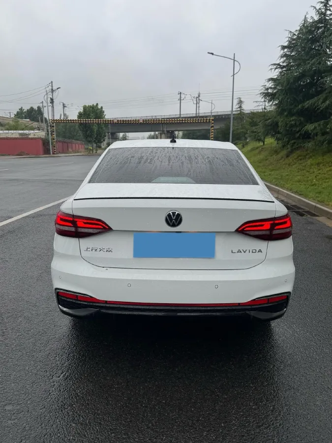 2024 Volkswagen Lavida 1.5T 160HP L4 7DCT,autocango,china used car exporter,china ev exporter,chinese used car exporter,chinese used ev exporter