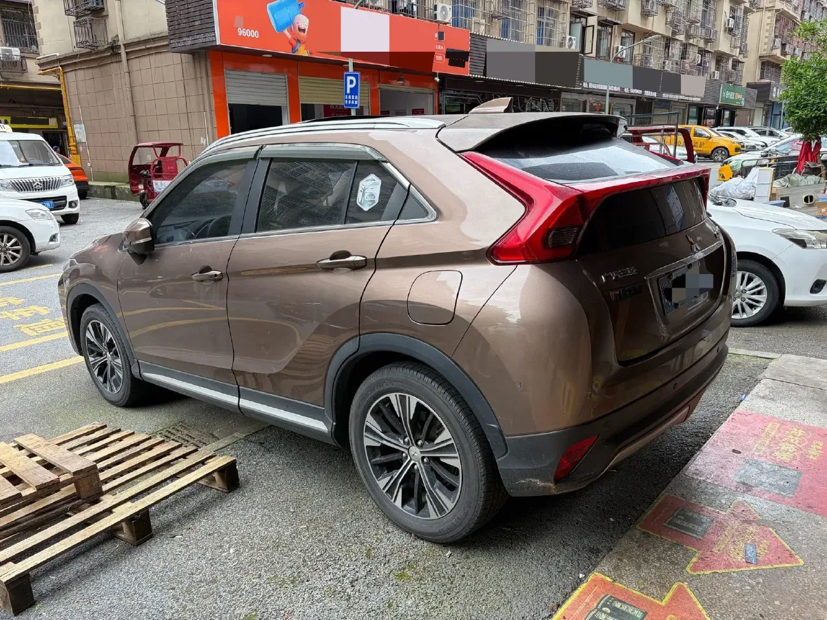 2018 Mitsubishi Eclipse Cross 1.5T 170HP L4 CVT,autocango,china used car exporter,china ev exporter,chinese used car exporter,chinese used ev exporter