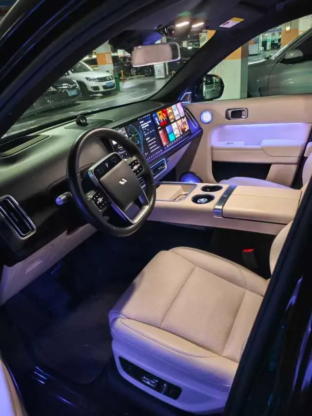 2022 Li L9 Range Extended 154HP REEV 42.6KWH,autocango,china used car exporter,china ev exporter,chinese used car exporter,chinese used ev exporter