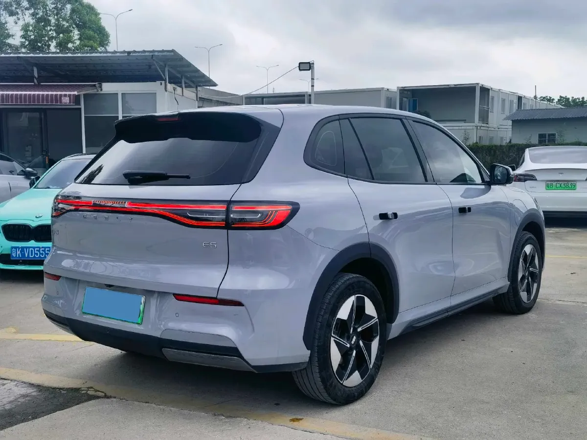 2024 YuanChen Super Van BEV 51KWH,autocango,china used car exporter,china ev exporter,chinese used car exporter,chinese used ev exporter