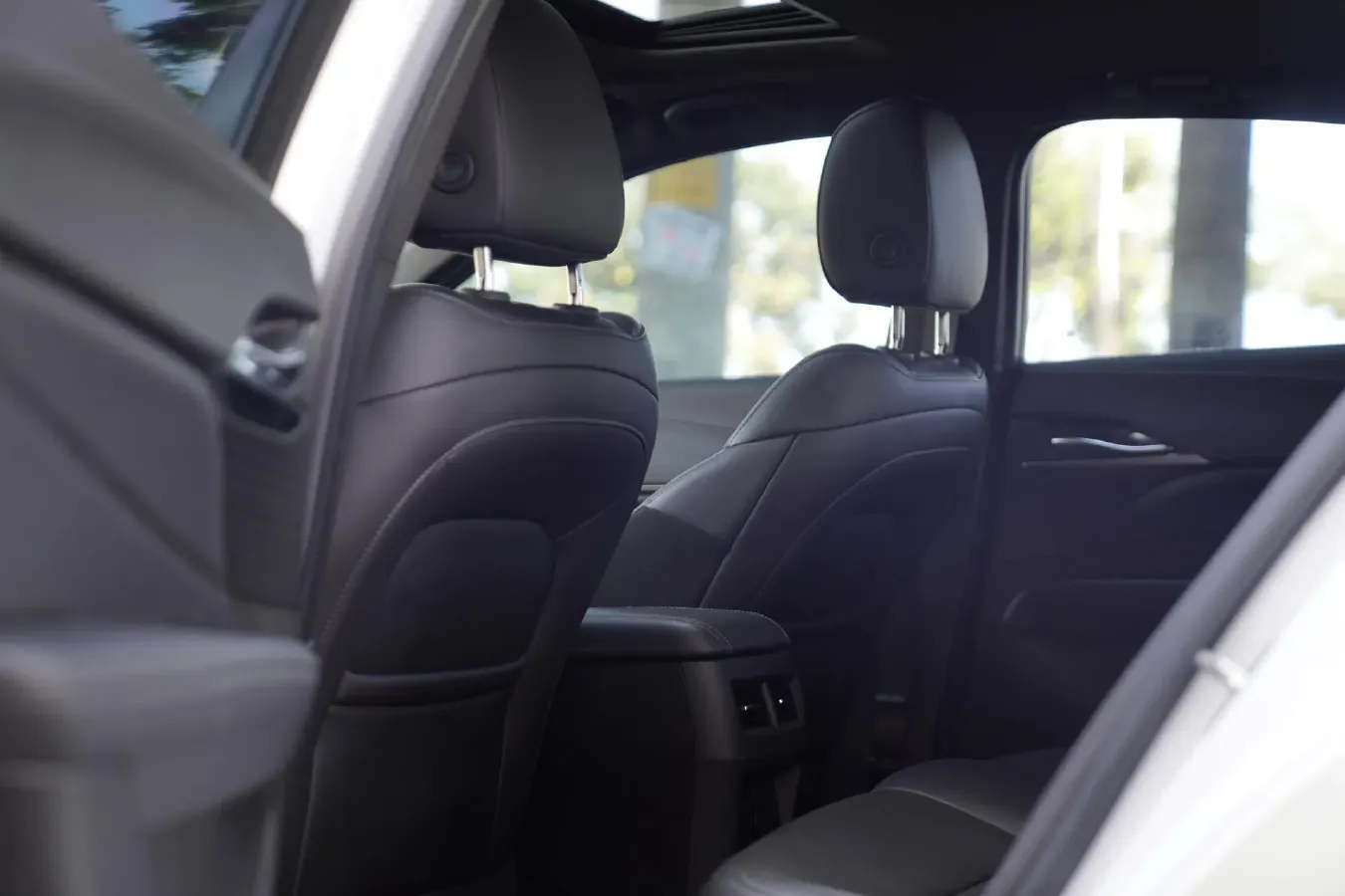 2020 Cadillac CT4 2.0T 237HP L4 8AT,autocango,china used car exporter,china ev exporter,chinese used car exporter,chinese used ev exporter