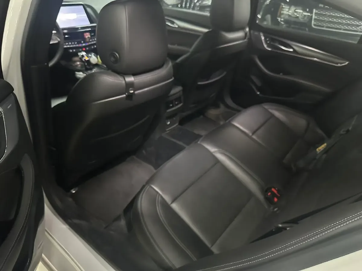 2023 Cadillac CT5 2.0T 237HP L4 10AT,autocango,china used car exporter,china ev exporter,chinese used car exporter,chinese used ev exporter