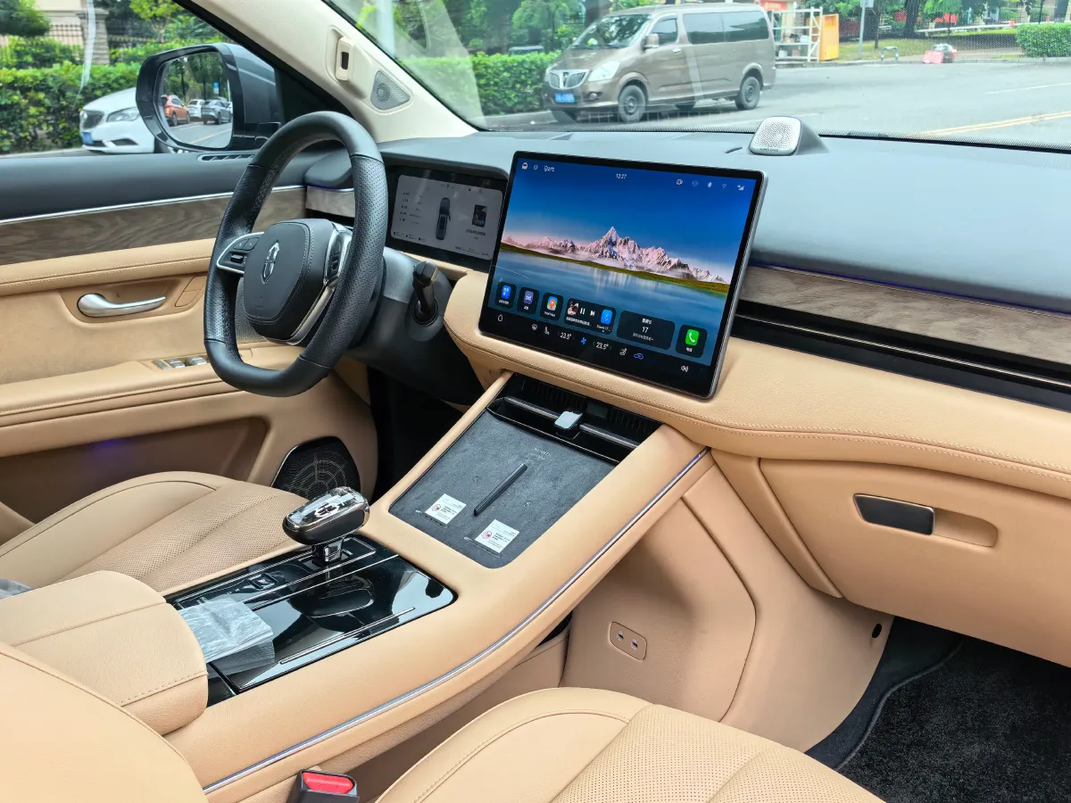 2022 Volvo S60 2.0T 197HP L4 8AT,autocango,china used car exporter,china ev exporter,chinese used car exporter,chinese used ev exporter