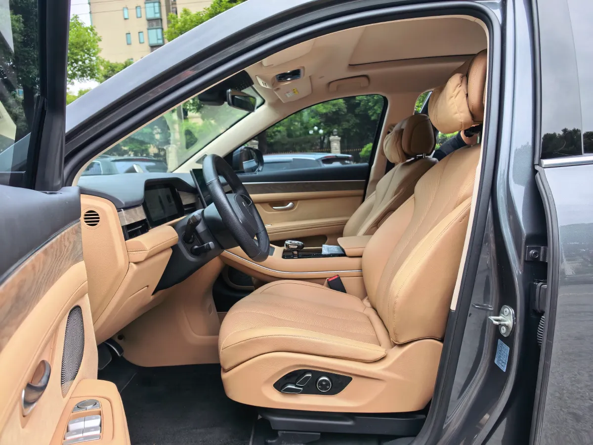 2022 Volvo S60 2.0T 197HP L4 8AT,autocango,china used car exporter,china ev exporter,chinese used car exporter,chinese used ev exporter