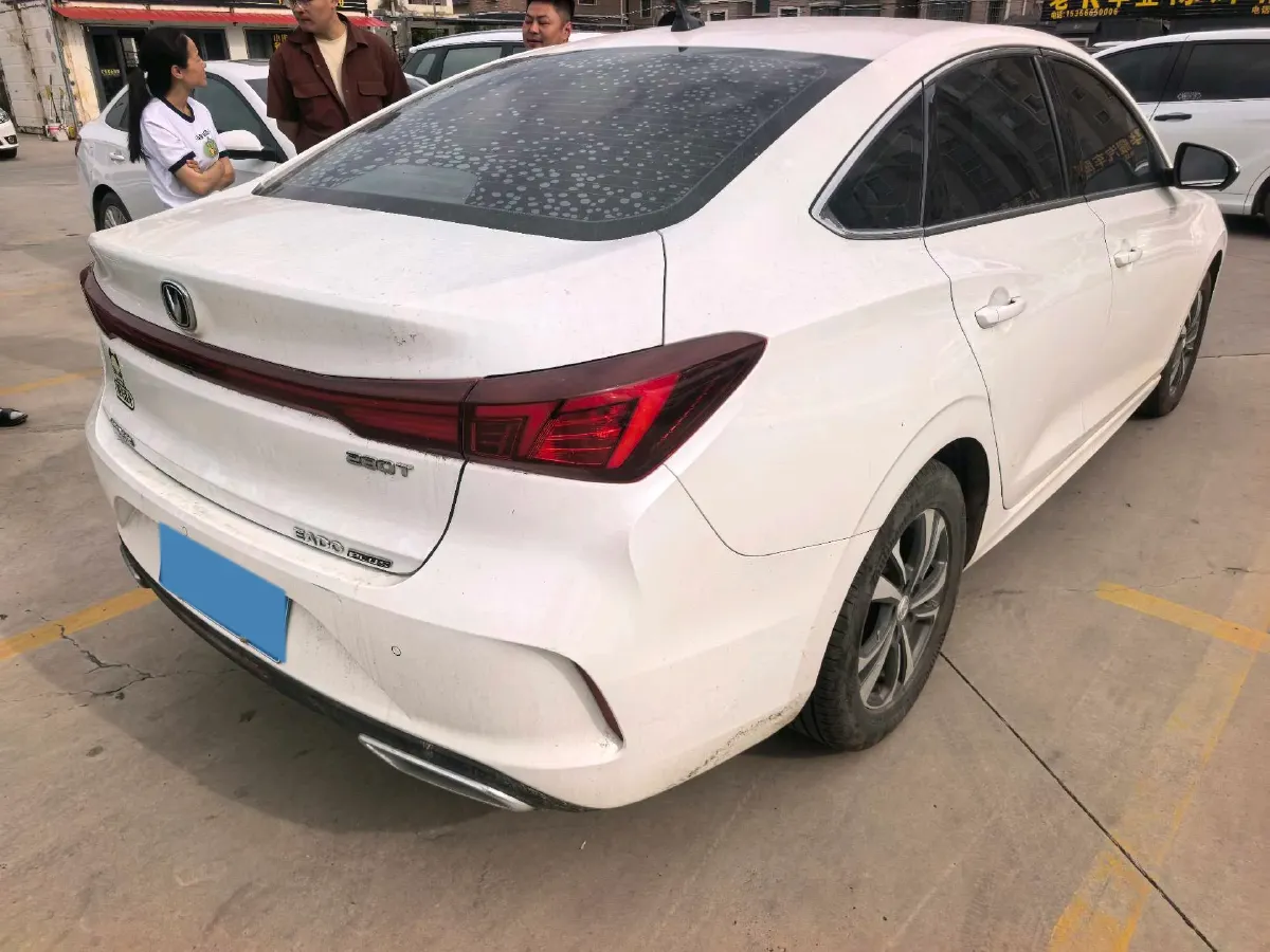 2022 ChangAn Eado 1.4T 160HP L4 7DCT,autocango,china used car exporter,china ev exporter,chinese used car exporter,chinese used ev exporter