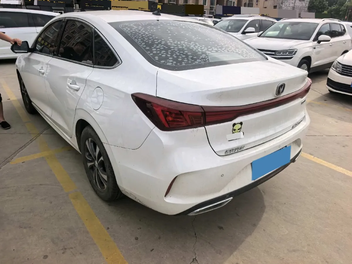 2022 ChangAn Eado 1.4T 160HP L4 7DCT,autocango,china used car exporter,china ev exporter,chinese used car exporter,chinese used ev exporter