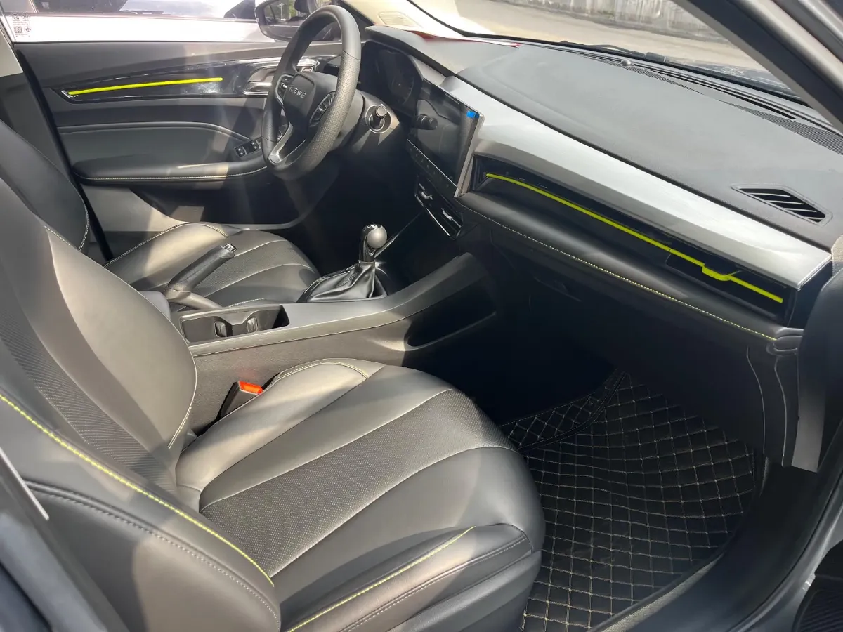 2021 Roewe i5 1.5L 120HP L4 5MT,autocango,china used car exporter,china ev exporter,chinese used car exporter,chinese used ev exporter
