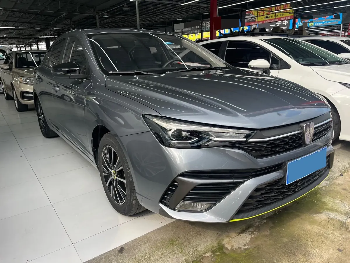 2021 Roewe i5 1.5L 120HP L4 5MT,autocango,china used car exporter,china ev exporter,chinese used car exporter,chinese used ev exporter