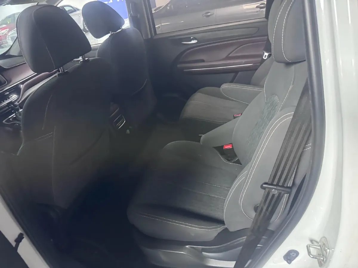 2021 GAC Trumpchi M6 1.5T 169HP L4 7DCT,autocango,china used car exporter,china ev exporter,chinese used car exporter,chinese used ev exporter