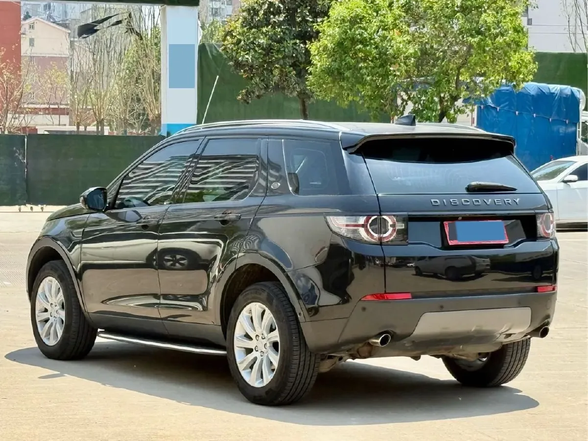 2018 Land Rover Discovery Sport 2.0T 241HP L4 9AT,autocango,china used car exporter,china ev exporter,chinese used car exporter,chinese used ev exporter