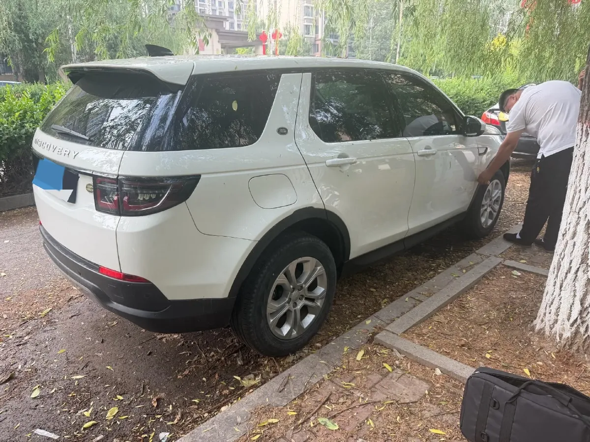 2020 Land Rover Discovery Sport 2.0T 200HP L4 9AT,autocango,china used car exporter,china ev exporter,chinese used car exporter,chinese used ev exporter