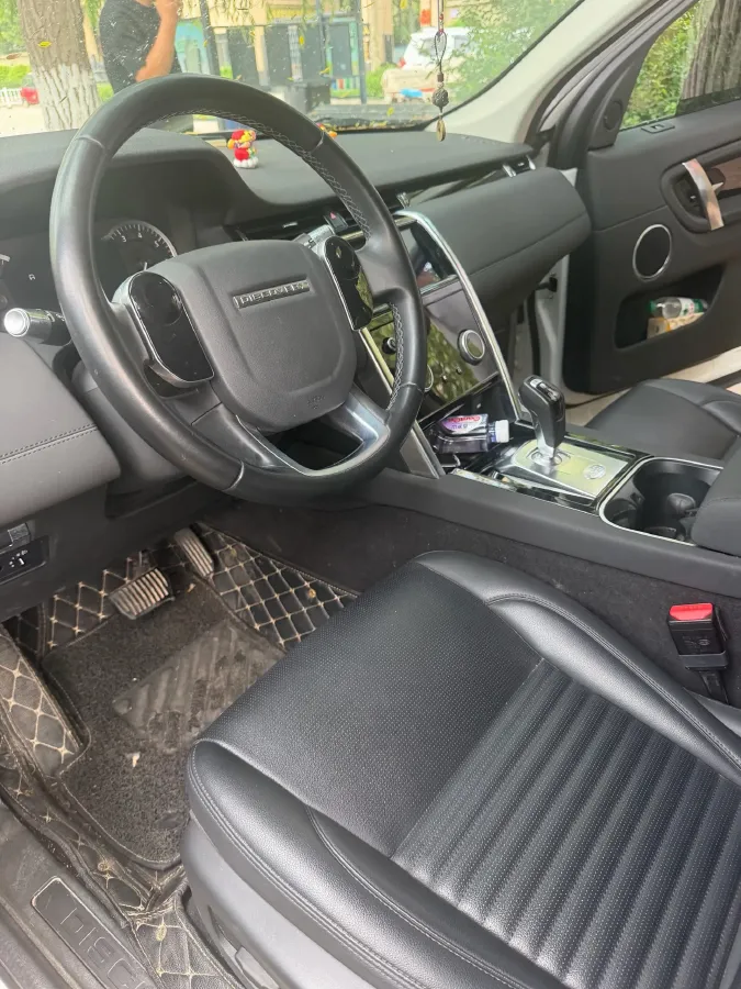 2020 Land Rover Discovery Sport 2.0T 200HP L4 9AT,autocango,china used car exporter,china ev exporter,chinese used car exporter,chinese used ev exporter
